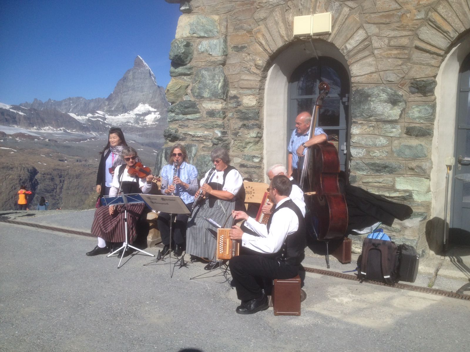 Berner Oberländer Volkstanzmusik auf dem Gornergrat Zermatt