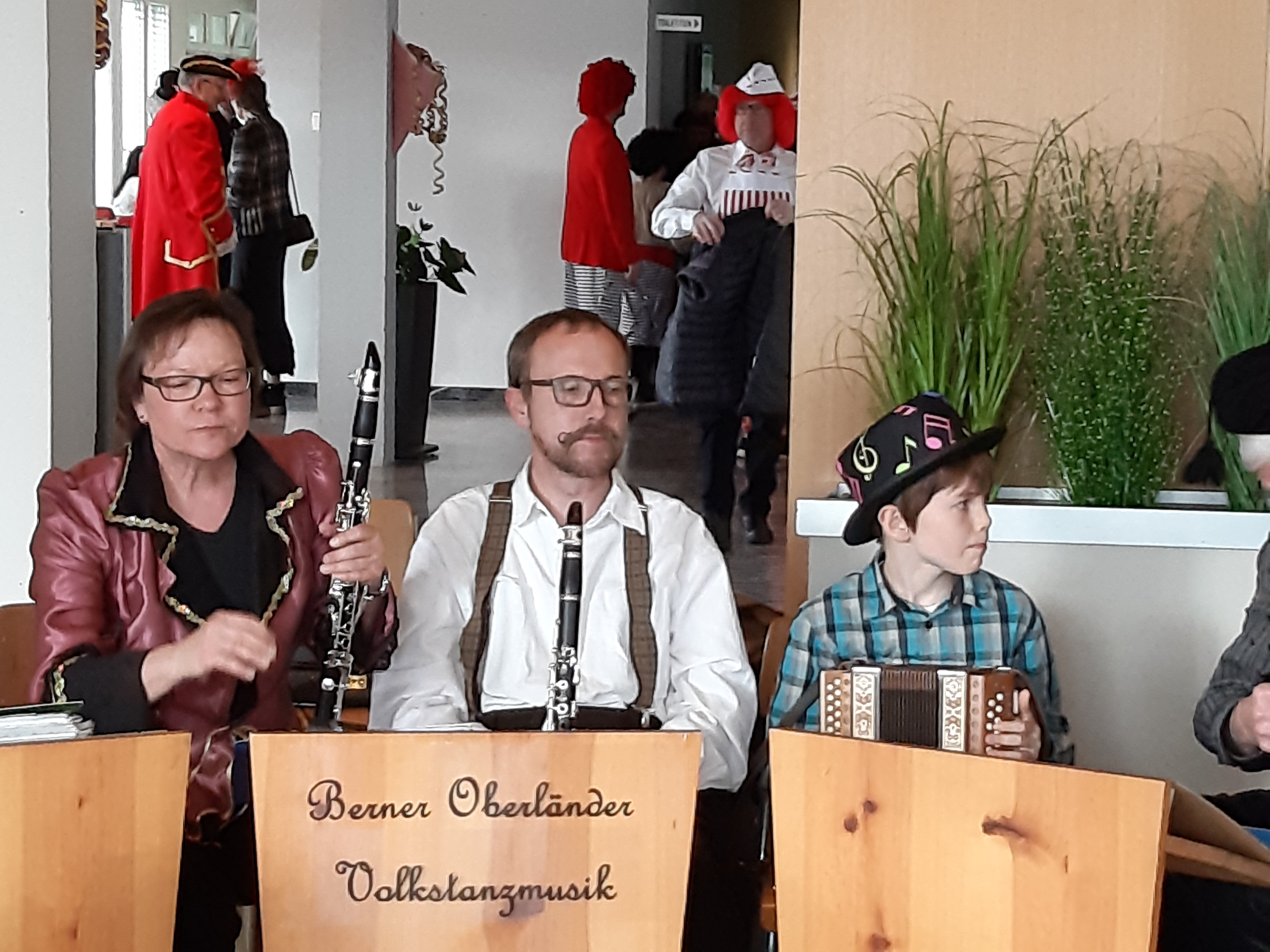 Berner Oberländer Volkstanzmusik im Bärgmätteli Beromünster Altersfasnacht Neudorf