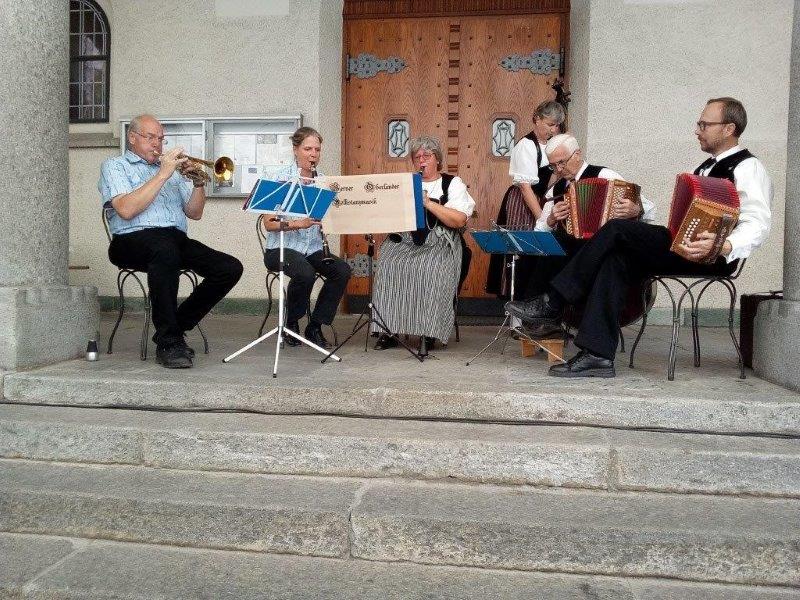 Berner Oberländer Volkstanzmusik am Folklore Festival Zermatt 2018