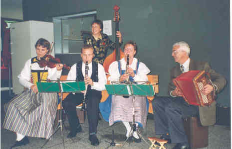 Volkstanzmusik Gunzwil, Hochzeit Andrea und Koni Tschanz