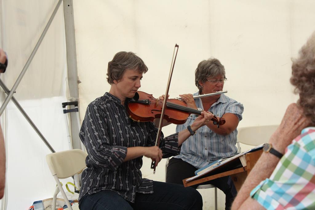 Läsetsunntig Spiez Berner Oberländer Volkstanzmusik